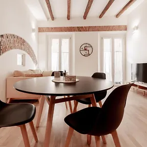 Appartamento Realkasa La Finestrella Sui Portici, Bologna